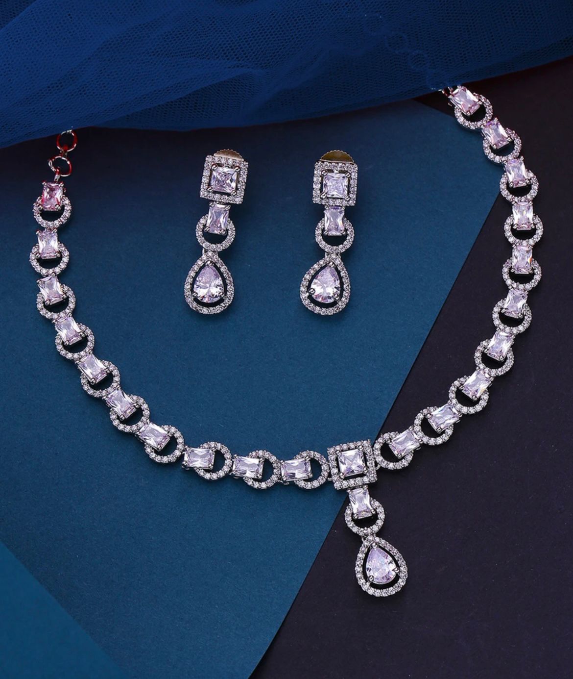 Luxury Crystal Teardrop Necklace & Earrings Set